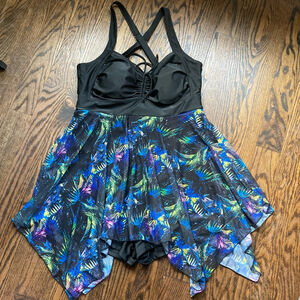 Women's Swimdress Size 3X Black Blue